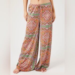 EUC Forever 21 Wide Leg Satin Ornate Print Pajama Pant